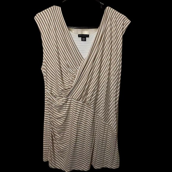 Metaphor Sleeveless Plunge Wrap V-Neck Beige and White Striped Top Size Large - Picture 1 of 8